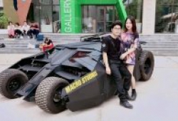 Architects Đắc & chiếc "xe dơi" Bat Mobile phiên bản Việt Nam