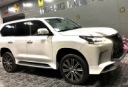 ‘Cải trang’ Lexus LX570 đời cũ trẻ 10 năm tuổi chỉ với 500 triệu đồng