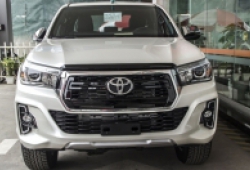 Cận cảnh những điểm mới trên mẫu bán tải Toyota Hilux 2018