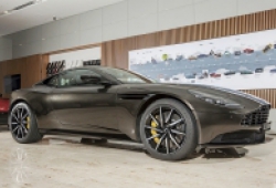 Chi tiết Aston Martin DB11 V8 màu vàng đồng độc nhất Việt Nam