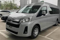 Chi tiết 'cá mập' Toyota Hiace 2021 giá 1,176 tỷ đồng tại Việt Nam