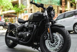 Chiêm ngưỡng Triumph Bobber Black 2018 bản đen mờ tại Hà Nội