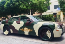 Chrysler 300C cũ độ camo độc nhất Việt Nam: Xe chơi dành cho người cá tính