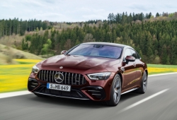 Coupe 4 cửa Mercedes-AMG GT ra mắt phiên bản mới