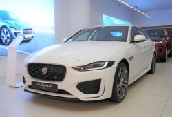 Đánh giá nhanh Jaguar XE 2020 vừa được bán ở Việt Nam với giá 2,6 tỷ đồng