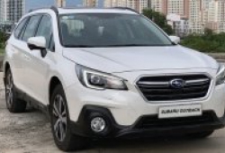 Giảm giá 180 triệu đồng, Subaru Outback hi vọng cạnh tranh được với Mercedes-Benz GLC 200