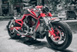 Harley Davidson V-Rod độ lốp khủng được rao bán ở Sài Gòn