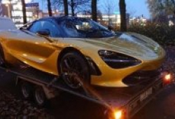 Hình ảnh McLaren 720S Spider thứ 4 vừa cập bến Việt Nam