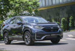 Honda CR-V lại giảm hàng trăm triệu đồng