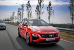 Hyundai Kona phiên bản 2.0L giá hơn 400 triệu tại Hàn Quốc