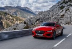 Jaguar XE 2020: Tái định nghĩa về sedan thể thao hạng sang