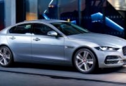 Jaguar XE 2021 được nâng cấp động cơ mới