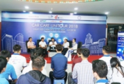 Khi sinh viên đại học tham gia chăm sóc xe hơi