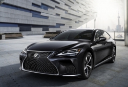 Lexus LS 2021 giá từ 7,28 tỷ đồng