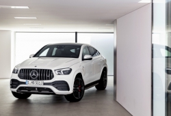 Mercedes-AMG GLE 53 4MATIC+ Coupé được bán tại Việt Nam với 5,349 tỷ đồng