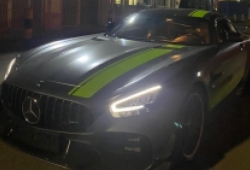 Mercedes-AMG GT R Pro đầu tiên đặt chân tới Việt Nam