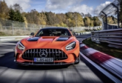 Mercedes-AMG lập 2 kỷ lục tốc độ tại đường đua Nurburgring