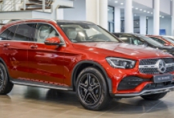 Mercedes-Benz GLC lọt top 3 XE CỦA NĂM 2021