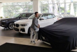 Minh 'nhựa' đi mua cùng lúc 3 xe BMW giá hơn 12 tỷ đồng