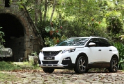 Peugeot 3008 và Peugeot 5008 kích cầu dịp cuối năm