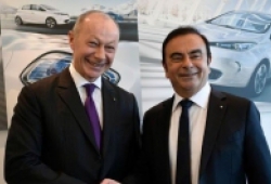 Renault có tân chủ tịch thay thế Carlos Ghosn