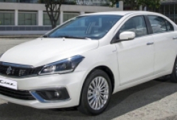 Suzuki Ciaz giảm giá 60 triệu tại đại lý