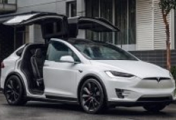 Tesla từ chối triệu hồi xe: Lỗi do đường xấu và khách hàng Trung Quốc dùng sai cách