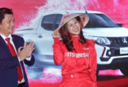 'Thánh nữ' drift Leona Chin lại chuẩn bị sang Việt Nam trổ tài cùng Mitsubishi Triton 2019
