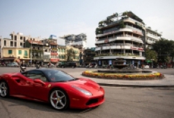 Thủ đô Hà Nội qua góc nhìn Ferrari