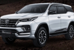 Toyota Fortuner 2022 có thêm phiên bản thể thao GR Sport