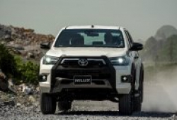 Toyota mang công nghệ an toàn hàng đầu vào xe bán tải Hilux 2020