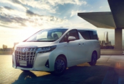 Triệu hồi 24 xe Toyota Alphard tại Việt Nam do lỗi dây đai an toàn